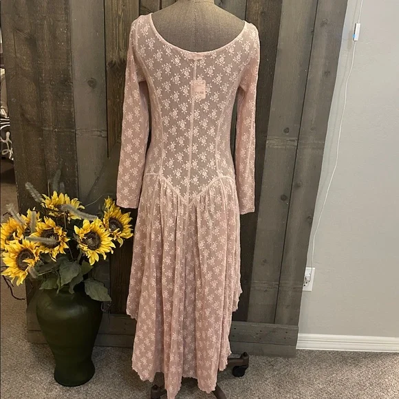 Free People Boho NWT Dial For Drama Dusty Rose Lace Midi Slip Dress | Size Med - Picture 7 of 12